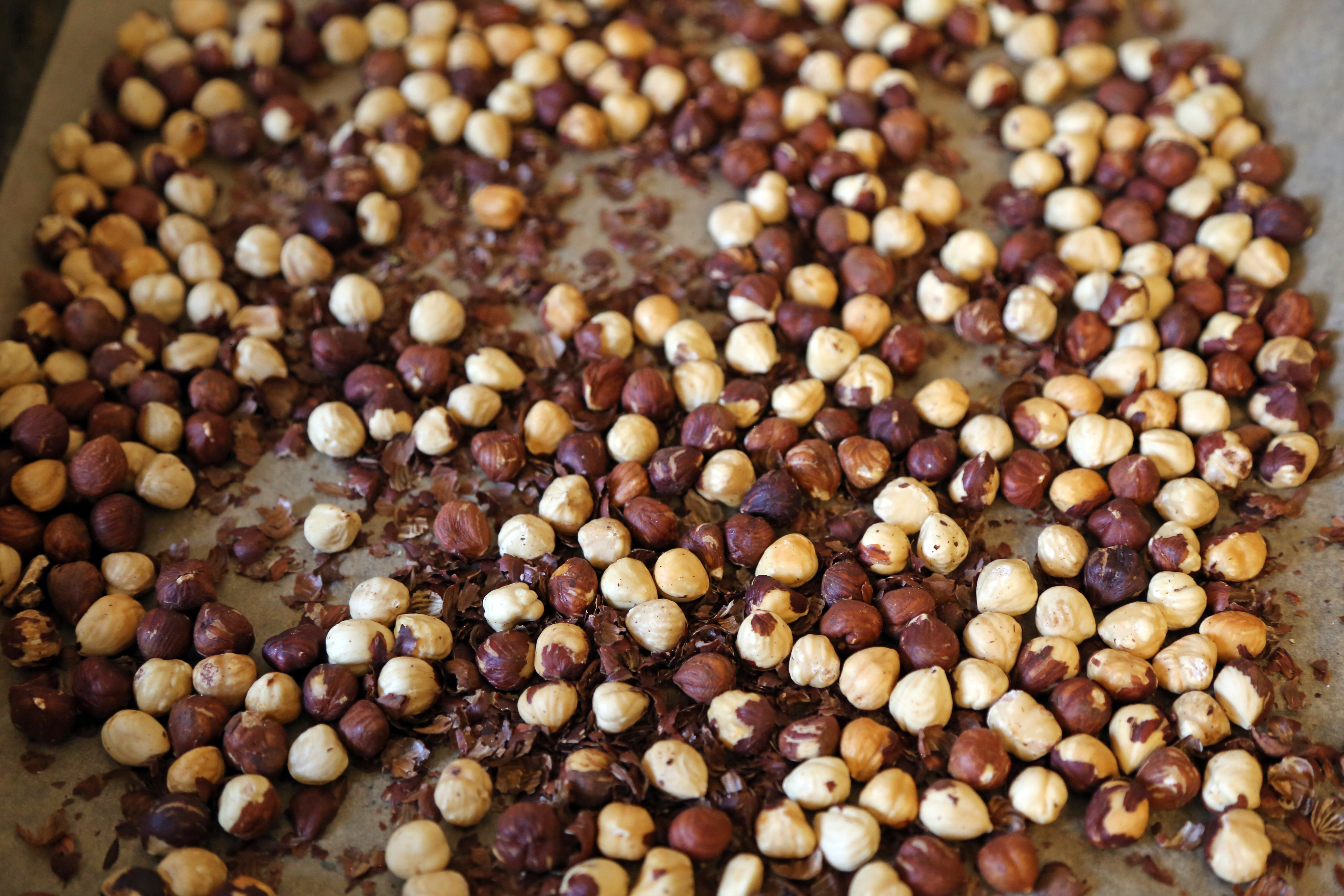 geroestete haselnuesse