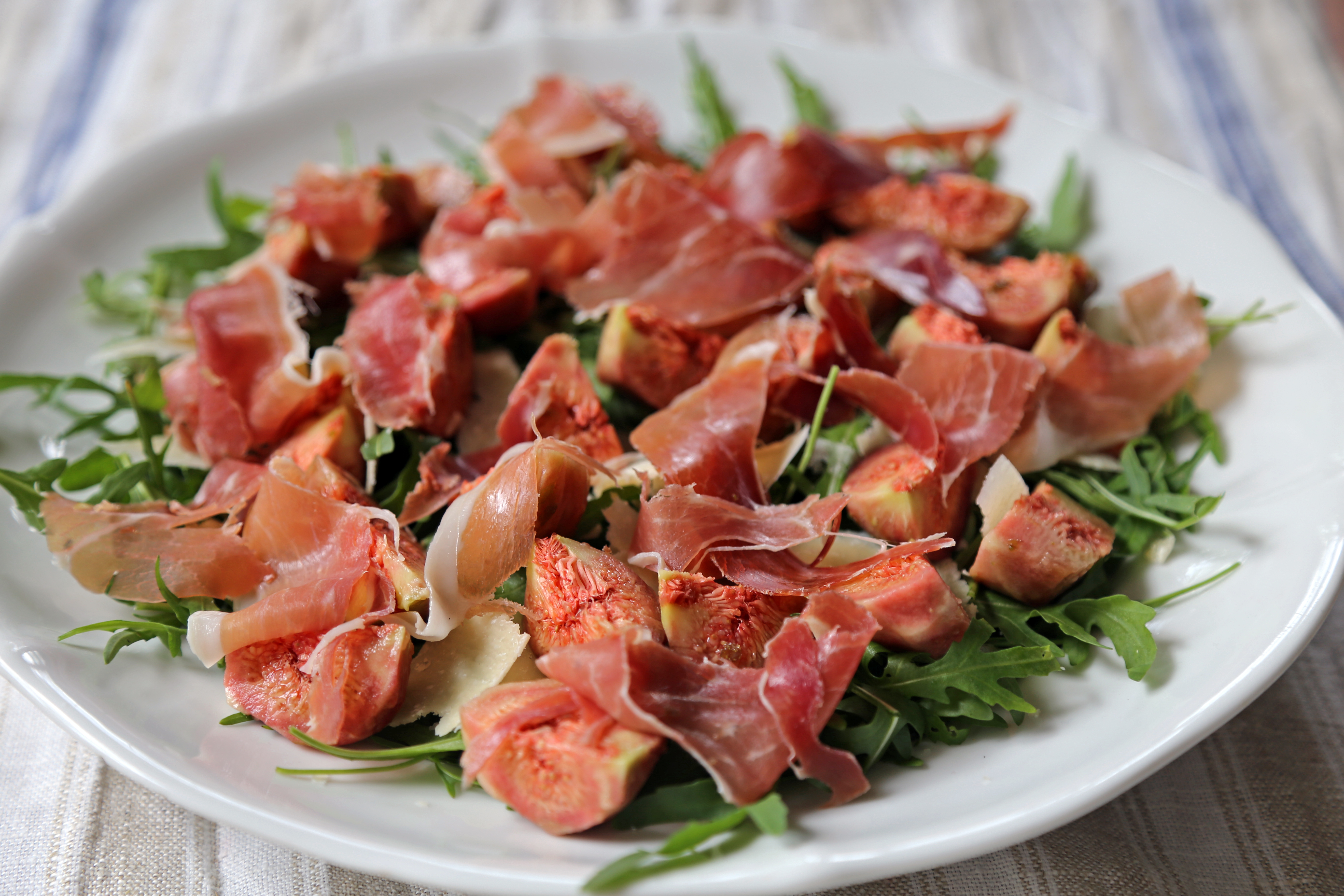 rucola-feigen-schinken-parmesan