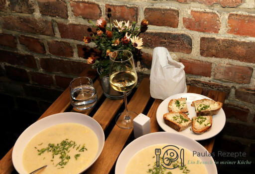 Spargelcremesuppe Spargelcremesuppe